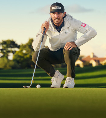 Pro Golfer & ZORYVE® (roflumilast) topical foam, 0.3% Patient, Max Homa, Reading the Green